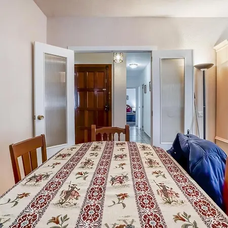 Apartment En Casco Antiguo De *