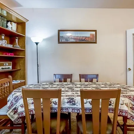 Apartment En Casco Antiguo De *